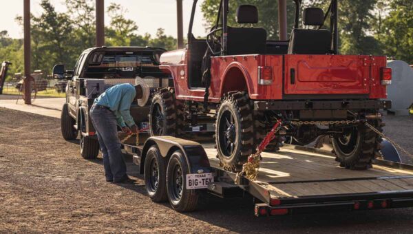 70CH WoodDeckCarHauler Gallery 3
