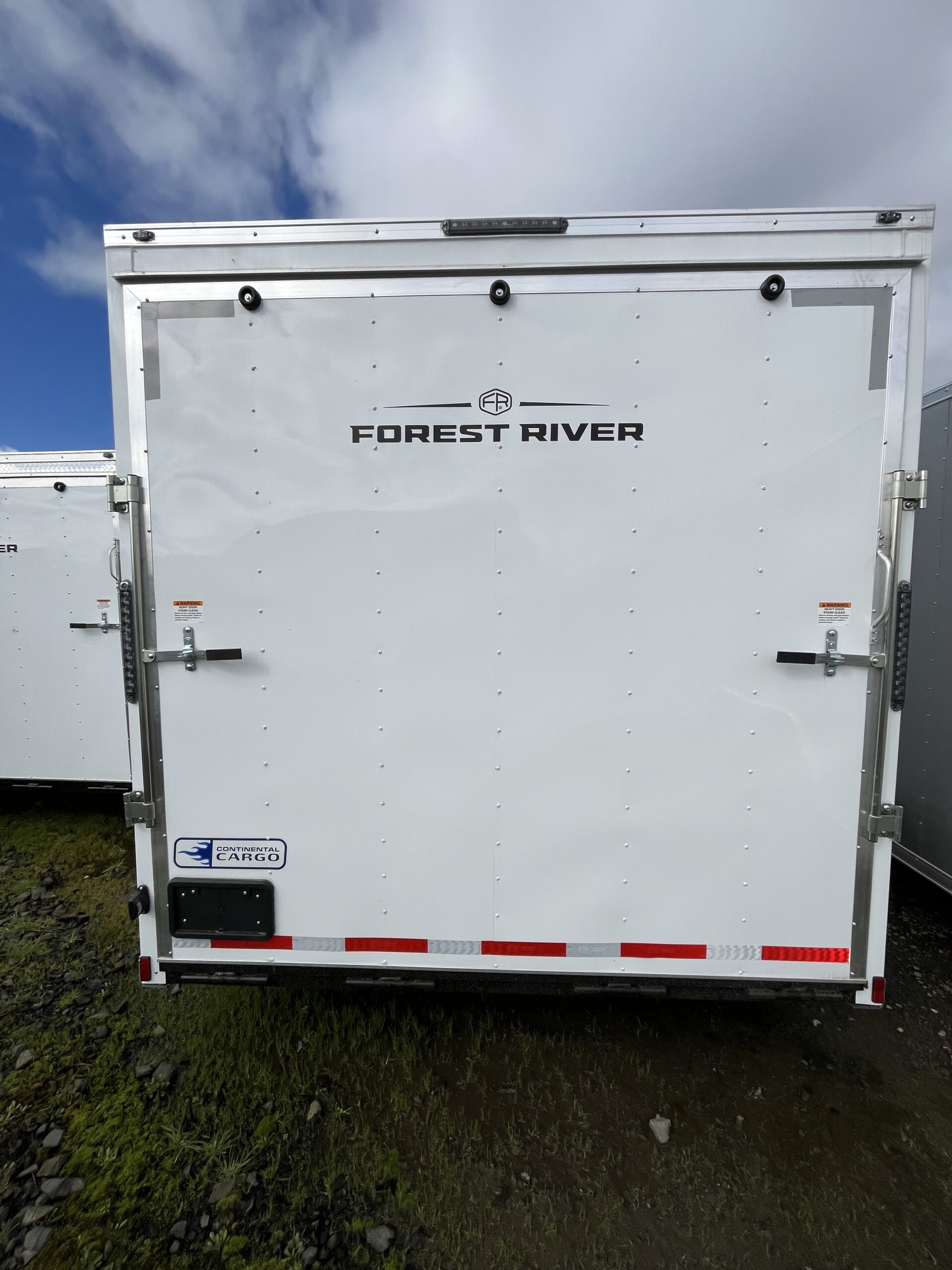 Continental Cargo VHW8532TTA3 Extra Height 02